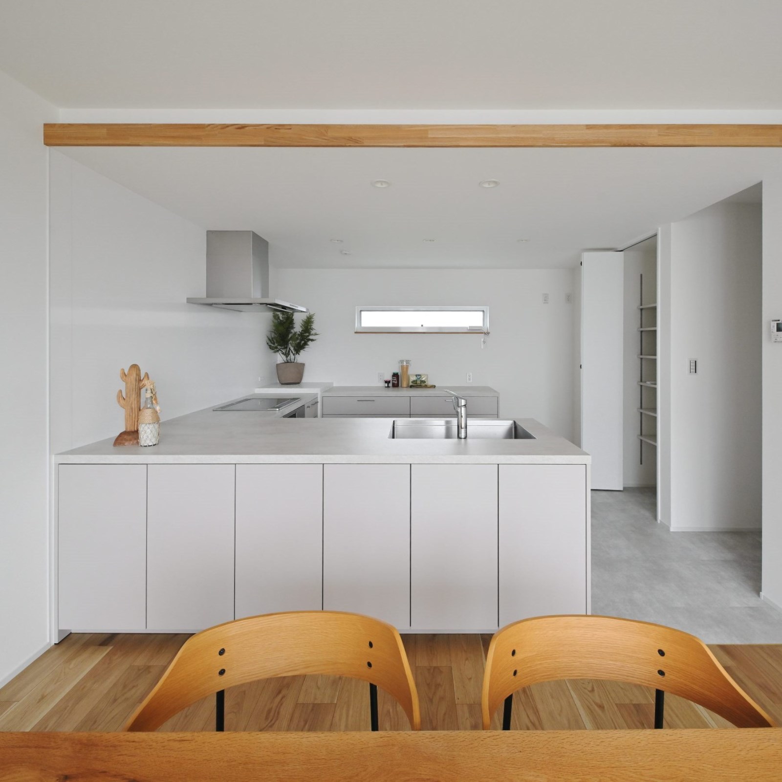 野洲市西河原 10号地